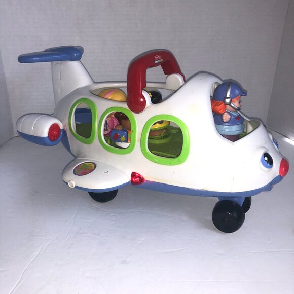 Fisher Price Plane w/Pilot & passengers PLUS SUV w/ Passengers - Picture 3 of 15